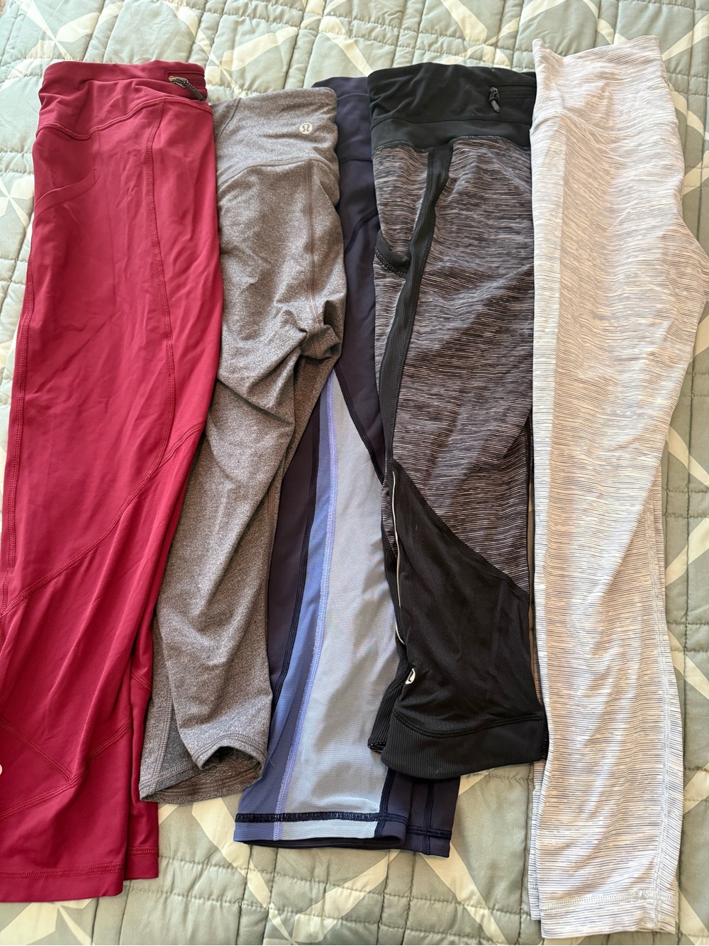 Lululemon Women’s Bundle (5) Leggings/pants Size 8